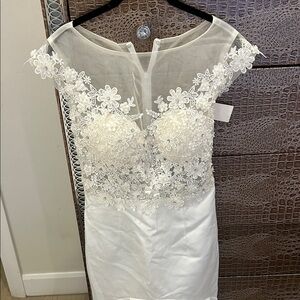 Elegant White Lace Dress